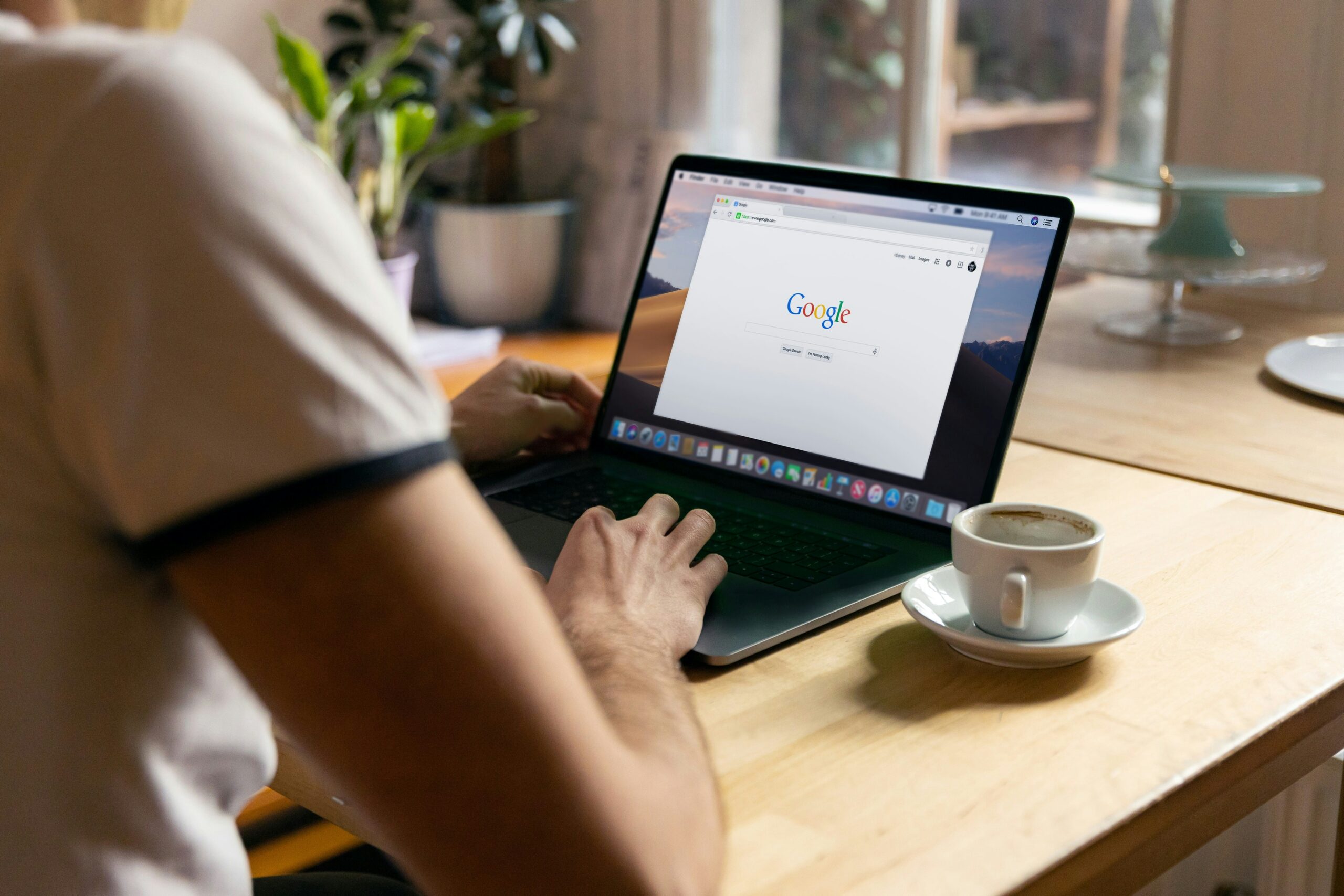 Por que 72% dos clientes pesquisam no Google antes de contratar um profissional liberal